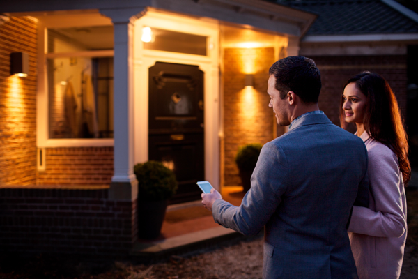 Philips Hue White A19 Single Bulb image 418596683820