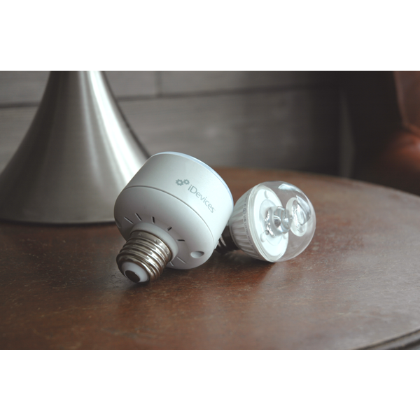 iDevices Socket - Wi-Fi Light Bulb Adapter image 418639675436